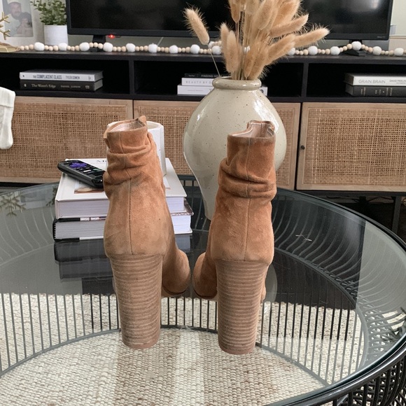 Chinese Laundry x Kristin Cavallari Laurel Suede Booties, Size 8.5 - Picture 8 of 10